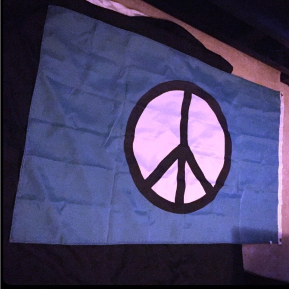 Blue Peace Sign Flag - Unbranded